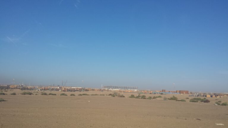 ينبع الصناعية على ساحل البحر الأحمر مع استئناف تشغيل خط الشرق–الغرب – القبطان عبدالله الفرحان | SN عربية